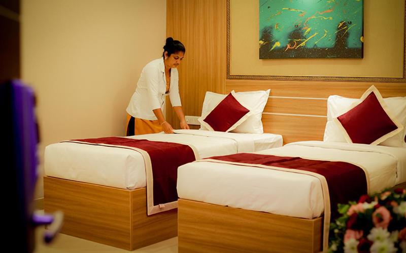 Hotel Emirates Kannangad Экстерьер фото